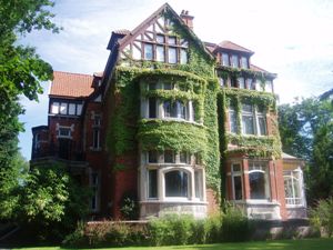 The southern Facade of Pinehurst Manor. Picture taken on one of the sunny days of summer 2005 by Matthew Fortner.